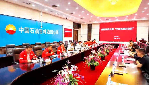 1786342108075012216.jpg 网1.jpg