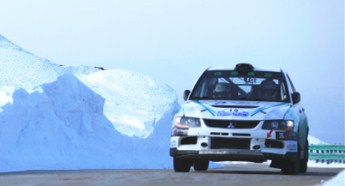 Icy car race finishes in Jilin