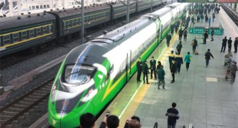 Green-colored Fuxing train debuts in NE China