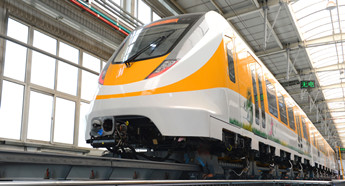 1st medium-low speed mag-lev tour rail line undergoing debugging