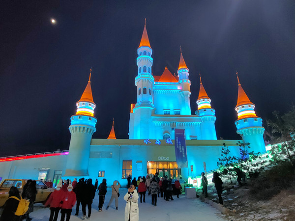 Annual ice, snow festival once again comes around in Jilin 