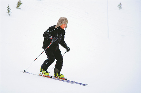 Senior slope master sees solid future for winter sports