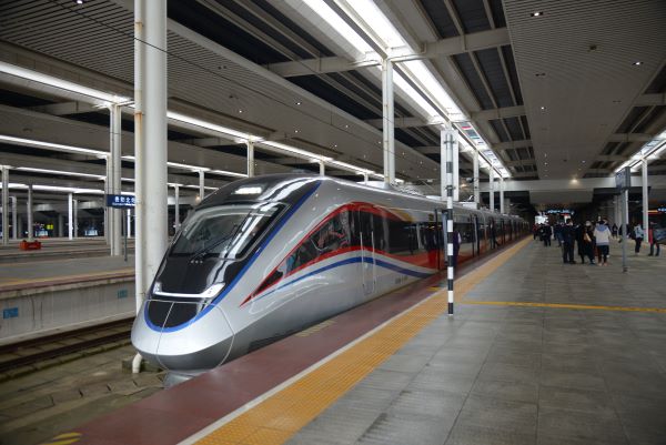 CRRC launches new multiple-unit train for Guiyang city
