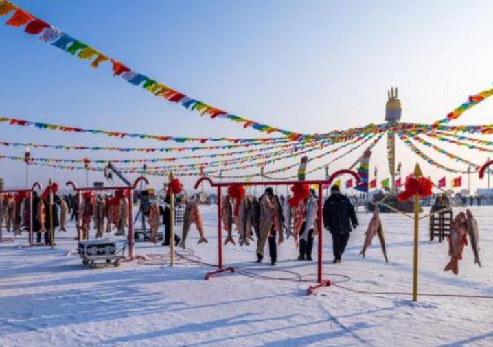 Traditional ice-fishing spectacle reels in tourists
