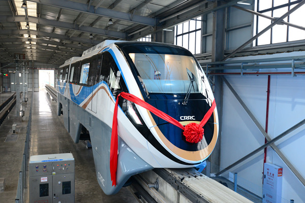 Medium-capacity CRRC rail system launches in Chongqing 