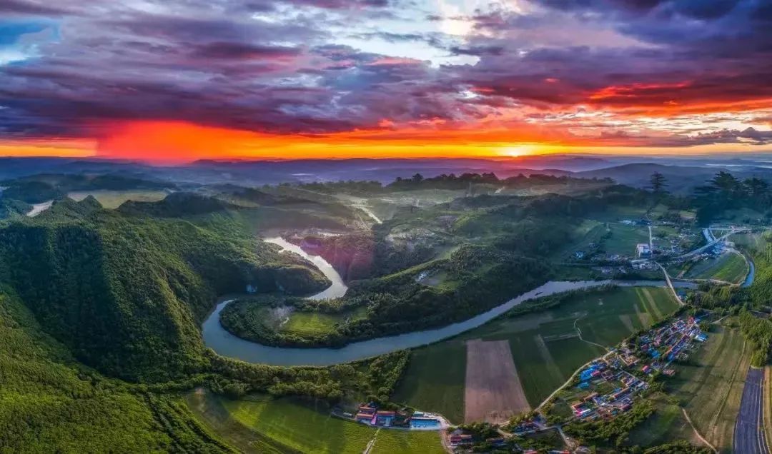 Jilin province to build trillion-yuan tourism industry