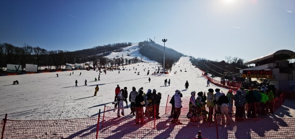 Miaoxiangshan Hot Spring Ski Resort