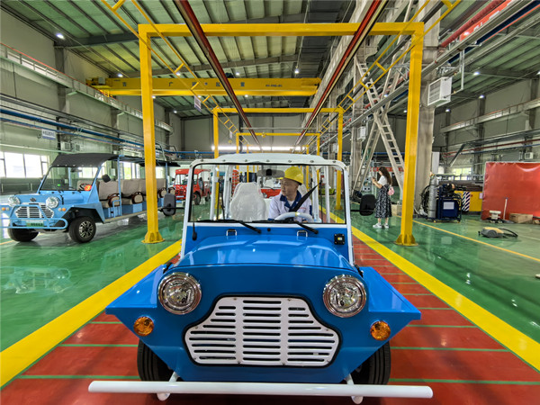 Jilin rolls out beach car for Middle East exports