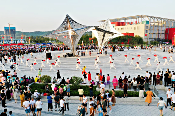 Annual cultural festival thrills folks in Jilin province 