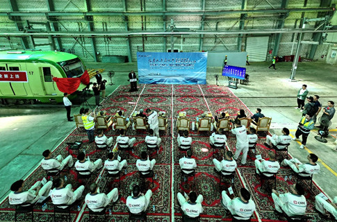 CRRC launches new train for Mecca Metro project 